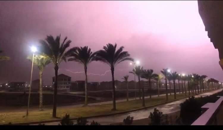 سقوط أمطار ثلجية وبرق ورعد على مدن محافظة دمياط (3)