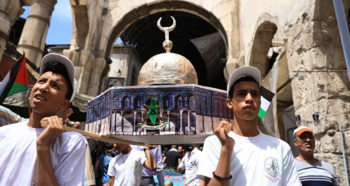 في يومها العالمي القدس أقرب في شوارع دمشق