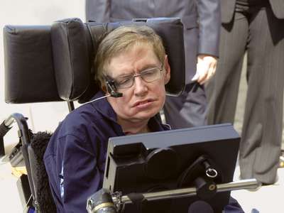 Stephen-W-Hawking-2007