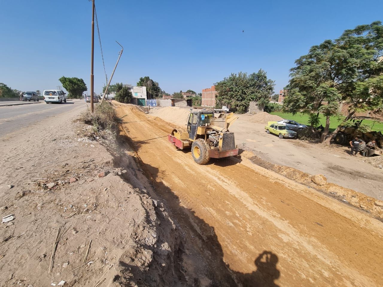 أعمال تطوير طريق طراد النيل بمركز أوسيم