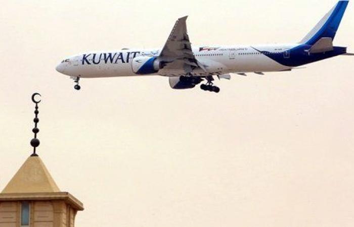 الكويت.. منع دخول الأجانب إلى البلاد بسبب كورونا
