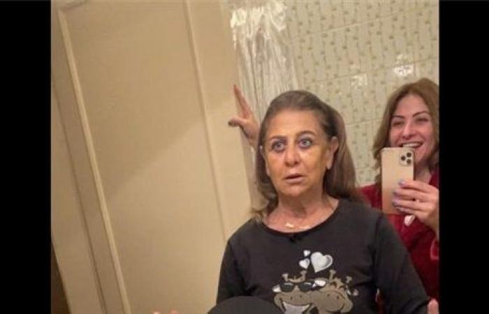 يوميات هيدي وأم هيدي .. هيدي كرم تشارك متابعيها بفيديو من المطبخ
