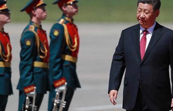 الرئيس الصيني يطالب إقليما داخليا بحل "مشاكله العرقية"