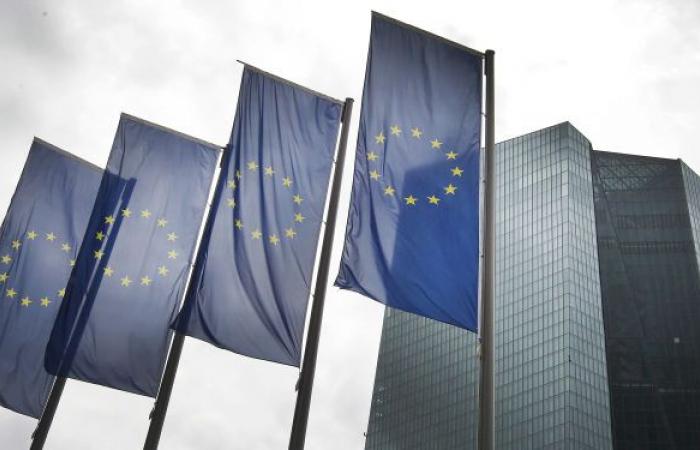 صحيفة: الاتحاد الأوروبي ينتهج سياسة خاطئة بشأن لقاح "سبوتنيك V" الروسي