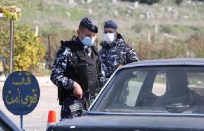 الشرطة اللبنانية تقيم حواجز للتأكد من تطبيق منع التجول خلال عيد الفصح