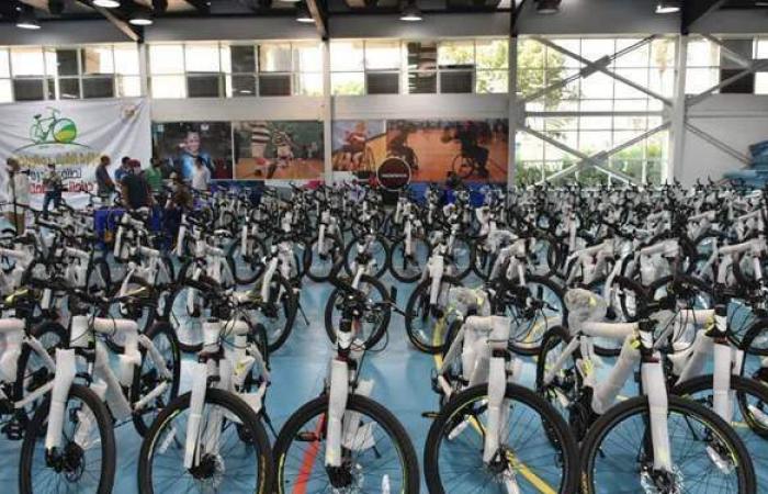 وزير الرياضة ومحافظ القاهرة يشهدان اليوم إعلان توزيع "الدراجة الكهربائية"
