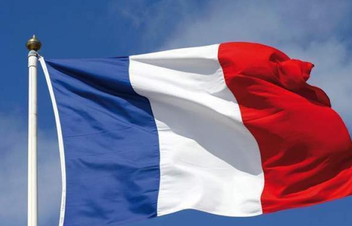 فرنسا تفتح حدودها للمسافرين لدخول أراضيها بشروط محددة