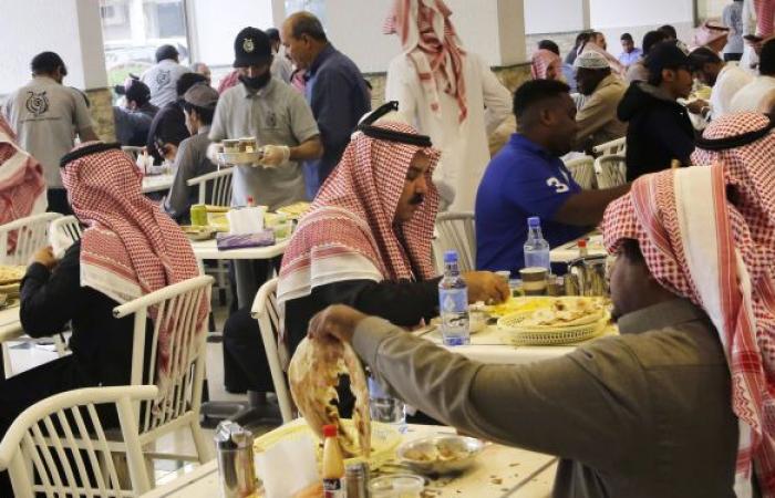 وزير سعودي يكشف حجم تكلفة هدر الطعام في المملكة.. تقدر بعشرات المليارات