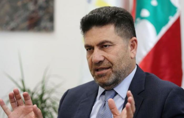 وزير الطاقة اللبناني ينفي تلقي طلبات لاستيراد الوقود الإيراني