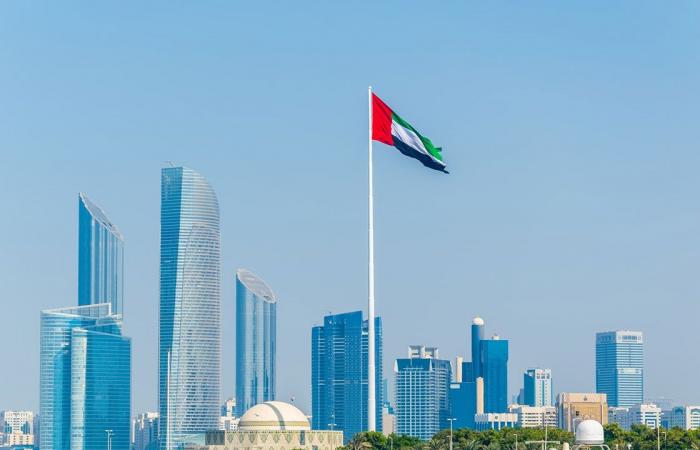 الإمارات تسمح بعودة أصحاب الإقامة السارية.. وتوضح الشروط