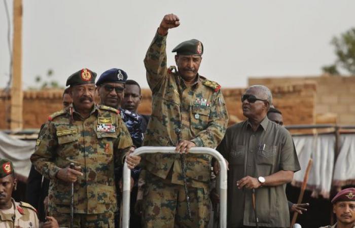 تطور لافت في السودان.. الجيش يسحب عناصره من مواقع استردتها "لجنة التفكيك"