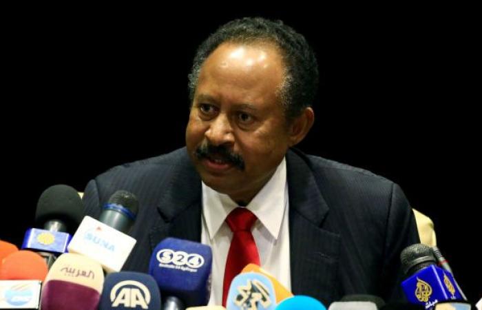 هل تنجح مبادرة "حمدوك" في إخراج السودان من دائرة "المجهول"