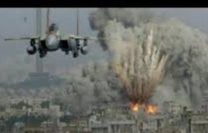 الطيران الإسرائيلى يقصف مدينة خانيونس جنوب قطاع غزة .. فيديو