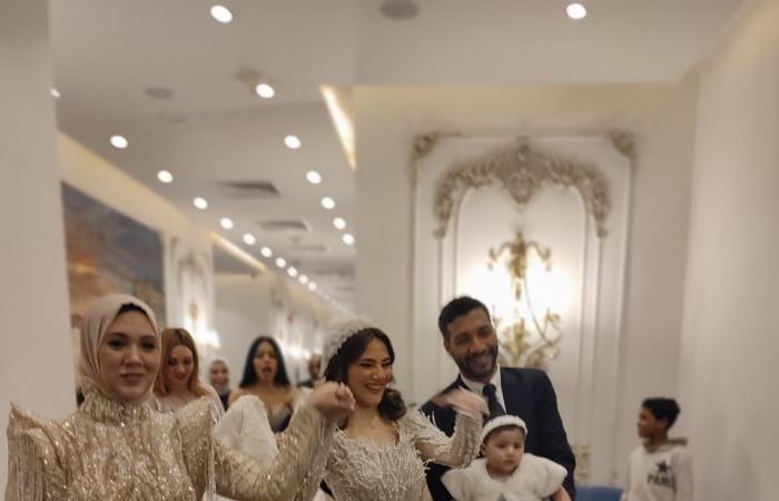 شاهد الإطلالة الأولى لعروس رامي ربيعة قبل انطلاق حفل الزفاف