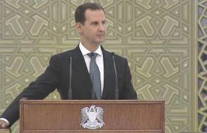 وزير الدفاع السورى الجديد يؤدى اليمين الدستورية أمام بشار الأسد