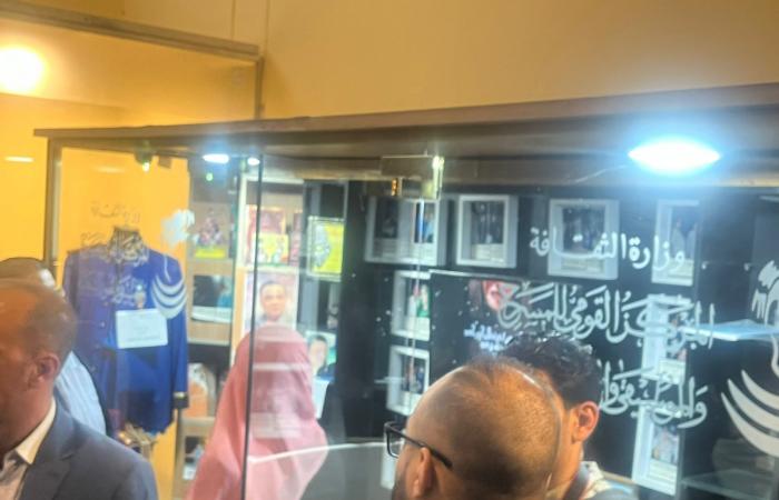 وزيرة الثقافة تتفقد متحف مقتنيات مسرح الغد بعد إعادة افتتاحه.. صور