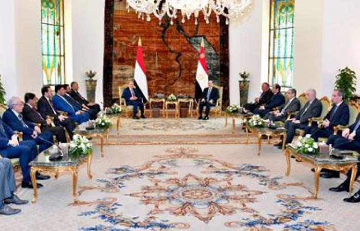 رئيس مجلس القيادة الرئاسي اليمنى: الرئيس السيسي قائد شجاع وملهم لنهضة عربية