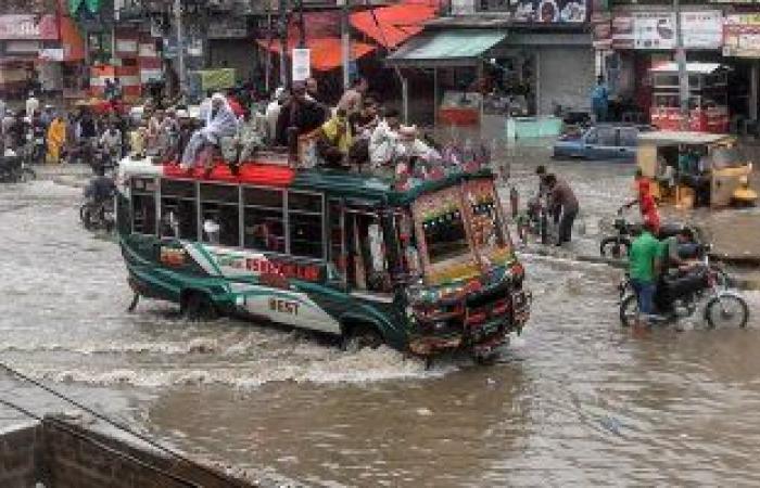 مصرع 549 شخصا بباكستان إثر فيضانات مياه الأمطار الموسمية