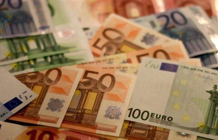 سعر اليورو اليوم الإثنين 9 يناير 2023 في التعاملات الصباحية