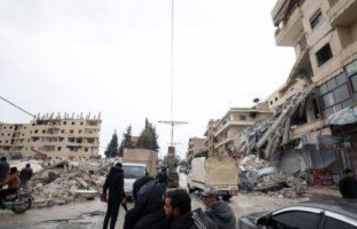 نائب الرئيس التركى: ارتفاع حصيلة ضحايا الزلزال لـ 2379 قتيلا و14483 جريحا