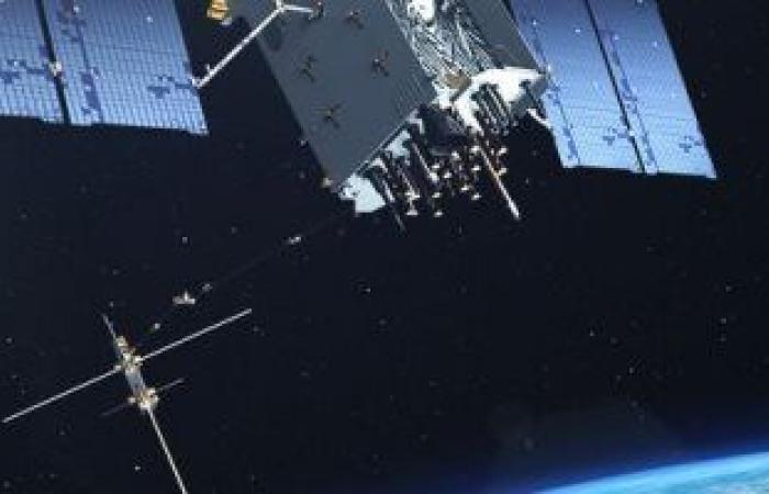 مركبة فضائية صينية تفحص أقمارا صناعية أمريكية فوق الأرض.. التفاصيل
