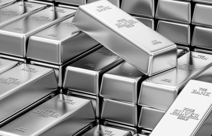 سعر جرام الفضة، أسعار الفضة اليوم الثلاثاء 14-3-2023 في قطرالثلاثاء 14/مارس/2023 - 02:22 م
شهدت أسعار الفضة حالة من الاستقرار، في منتصف تداولات اليوم الثلاثاء 14-3-2023 في قطر، لمختلف العيارات والأوزان التي يتم طرحها في الأسواق.