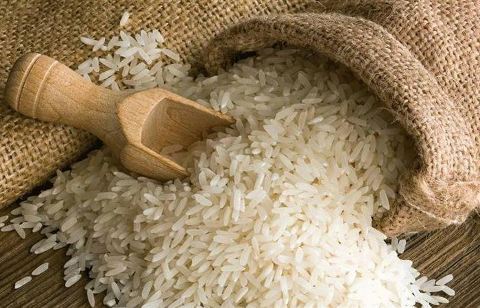 تعرف على أسعار الأرز اليوم الاثنين 27-3-2023 في الأسواقالإثنين 27/مارس/2023 - 11:30 م
سعر الأرز اليوم ، تعد سلعة الأرز من إحدى السلع الأساسية خلال شهر رمضان الكريم، وتشهد أسعار الأرز حالة من الاستقرار اليوم الاثنين 27-3-2023 في السوق المحلي، حيث يتراوح سعر الأرز السائب من 24 إلى 25 جنيهًا حسب نسبة الكسر، ويتراوح سعر الأرز المعبأ من 27 جنيهًا إلى 30 جنيهًا حسب الشركة المنتجة ونسبة