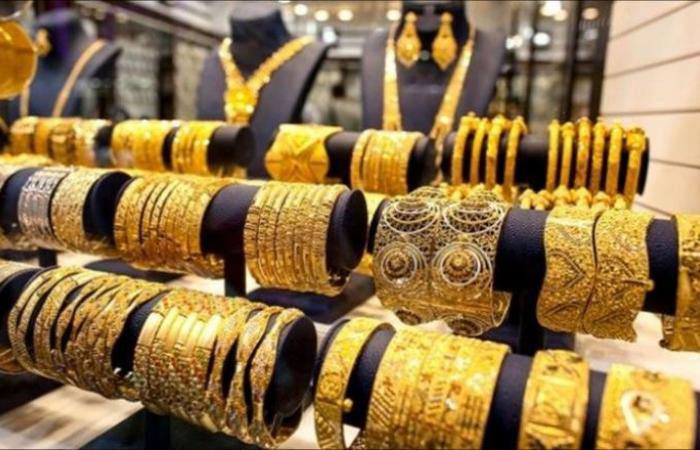 آخر تطورات أسعار الذهب في السعودية اليوم 1 مايو 2023.. كواليسه بعد ثبات سعر الريال