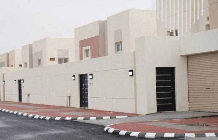 بندر بن سعود: جامعة الفيصل تمنح درجة الدكتوراه .. قريباً