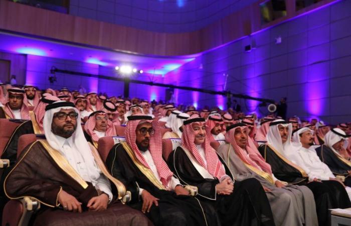 بندر بن سعود: جامعة الفيصل تمنح درجة الدكتوراه .. قريباً