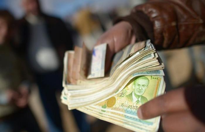 أسعار العملات العربية والاجنبية اليوم بالبنك الأهلي