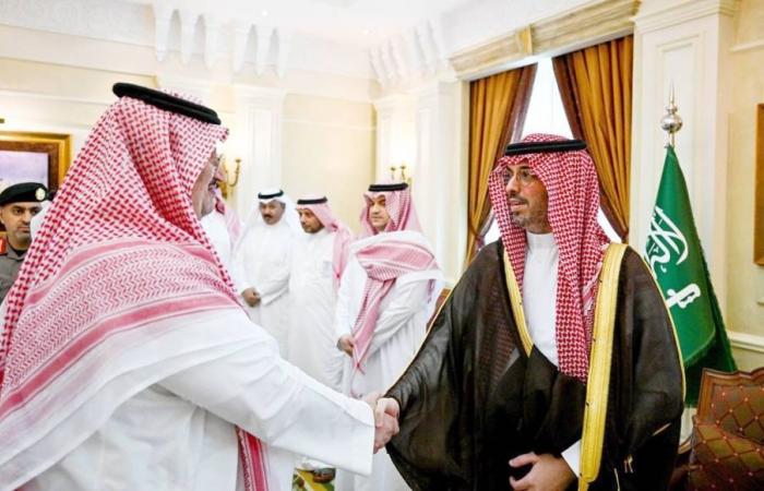 سعود بن جلوي يستقبل منسوبي محافظة جدة