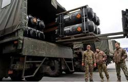 مسئولون أمريكيون: الولايات المتحدة تعد حزمة مساعدات عسكرية لأوكرانيا بمليار دولارالثلاثاء 23/أبريل/2024 - 06:53 م
وكشف المسئولون عن أن حزمة المساعدات، تشمل مركبات وذخائر دفاع جوي من طراز ستينجر وذخائر إضافية لأنظمة صواريخ مدفعية عالية الحركة