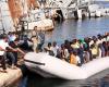 انتشال 15 جثة غرقوا في محاولة جديدة للهجرة غير الشرعية عبر ليبيا