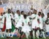 تتويج منتخب السنغال بكأس أمم أفريقيا للشباب (صور)السبت 11/مارس/2023 - 10:49 م
حصد منتخب السنغال للشباب لقب كأس أمم أفريقيا للشباب، بعد فوزه نظيره جامبيا 0-2، في مباراة المنتخبين بنهائي البطولة التي تقام في مصر.