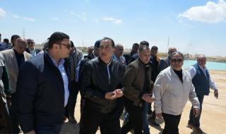 رئيس
      الوزراء
      يتفقد
      مشروع
      مارينا
      By
      The
      Lake
      M8
      بمدينة...اليوم
      السبت،
      12
      أبريل
      2025
      12:56
      مـ
       
      منذ
      26
      دقيقة