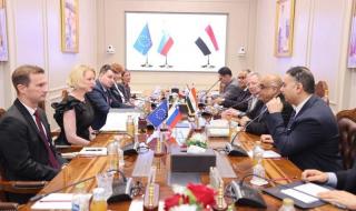 وزير
      العدل
      المصري
      يستقبل
      رئيسة
      البرلمان
      السلوفيني
      اليوم
      الثلاثاءاليوم
      الثلاثاء،
      15
      أبريل
      2025
      04:35
      مـ
       
      منذ
      41
      دقيقة