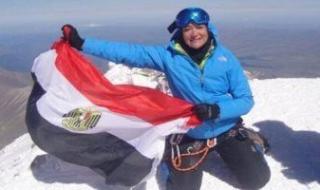 متسلقة
      جبال
      مصرية:
      جواز
      السفر
      المصري
      أنقذنى
      من
      موقف
      خطير
      فى
      نيبال