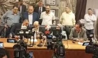 بالأرقام..
      اللجنة
      المشرفة
      على
      انتخابات
      الصحفيين
      تعلن
      الفائزين
      بعضوية
      المجلس