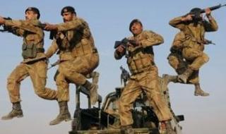 وزير
      باكستانى:
      الهند
      تجاوزت
      حدودنا
      وردنا
      سيكون
      على
      الأرض
      وفى
      السماء