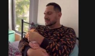 الرجل
      الحامل..
      قصة
      أحمد
      فاتح
      أول
      رجل
      عربى
      يخوض
      تجربة
      الحمل
      والولادة