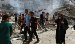 وسط
      تفاوض
      إيقاف
      الحرب..
      "الكابينيت"
      الإسرائيلي
      يناقش
      تهجير
      سكان
      غزة
      "إلى
      الجنوب"