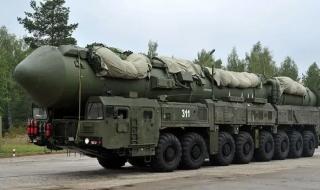 قوتها
      تماثل
      قنبلة
      نووية..
      حكاية
      "شجرة
      البندق"
      التي
      يهدد
      بها
      بوتن
      قارة
      أوروبا