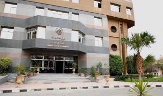 تنسيق
      الجامعات|
      شعبة
      اللغات
      بكلية
      التجارة
      وإدارة
      الأعمال