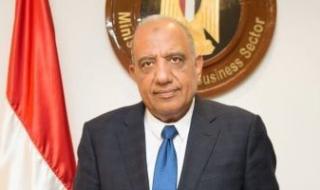 نجاة
      وزير
      الكهرباء
      بعد
      حادث
      مروري
      أثناء
      توجهه
      لمدينة
      العلمين