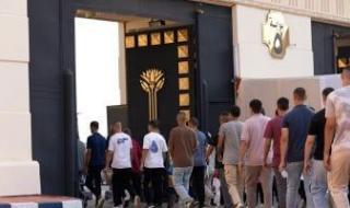 توافد
      الطلاب
      على
      كلية
      الشرطة
      لأداء
      الاختبارات
      المقررة..
      صور
