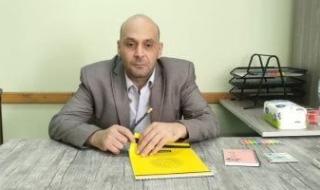 مصر
      لا
      تنسى
      الأبطال..
      مكالمة
      إنسانية
      من
      الرئيس
      السيسي
      للطبيب
      فاقد
      بصره
      خلال
      كورونا