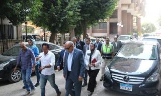 في
      جولة
      تفقدية..
      وزير
      الكهرباء
      يتابع
      سير
      العمل
      فى
      مواقع