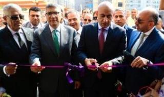 وزير
      التعليم
      ومحافظ
      الجيزة
      يفتتحان
      3
      مدارس
      جديدة
      استعدادًا
      للدراسة