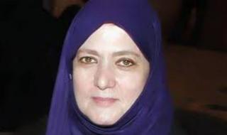 شمس
      البارودي
      تنشر
      فيديو
      مع
      كلبها
